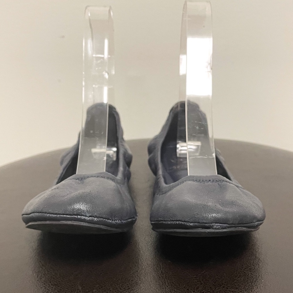 Tory Burch Eddie Navy Blue Leather Ballet Flats 6 M Folding Elastic Rim *No box* - Picture 4 of 10